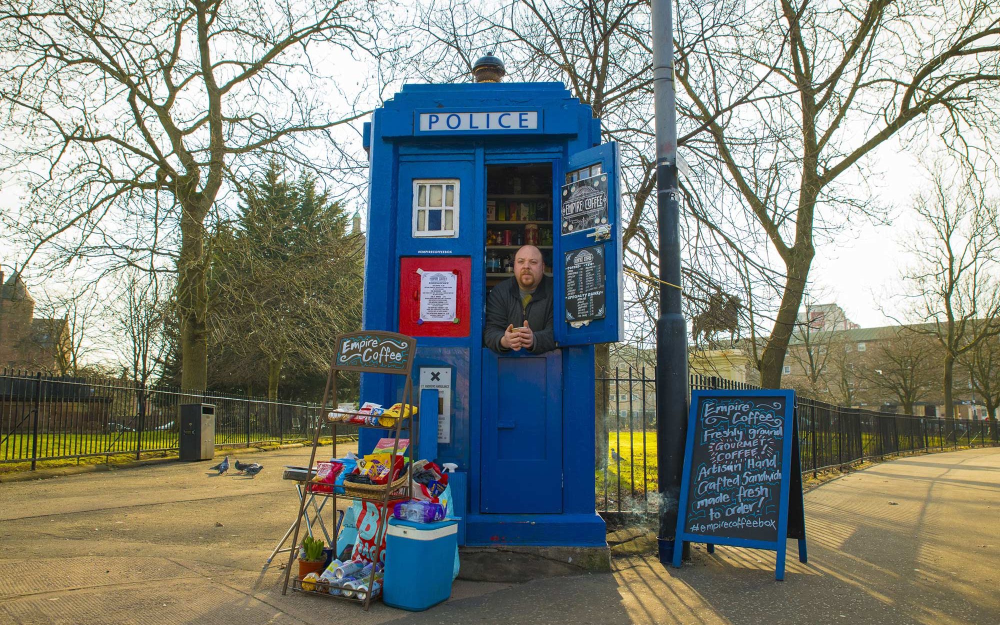 police box escocia siredwards roadtrip