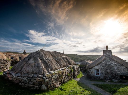 Les « black houses » des paysans de Lewis