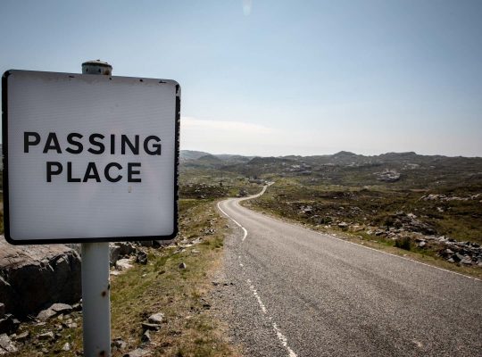 « Passing place » on the Golden Road