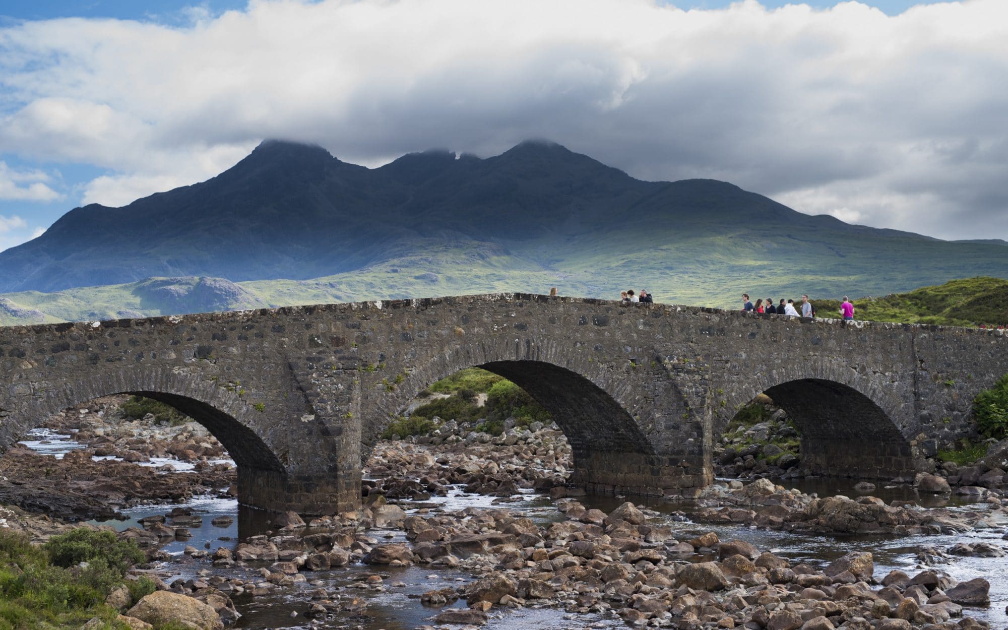 in-the-shadow-of-sgurr-na-stri-sir-edwards-roadtrip