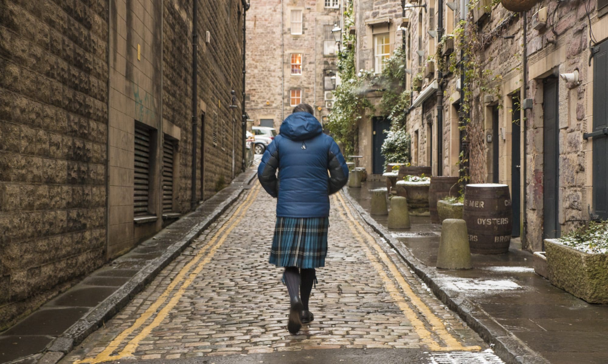 el kilt y el anorak de plumas