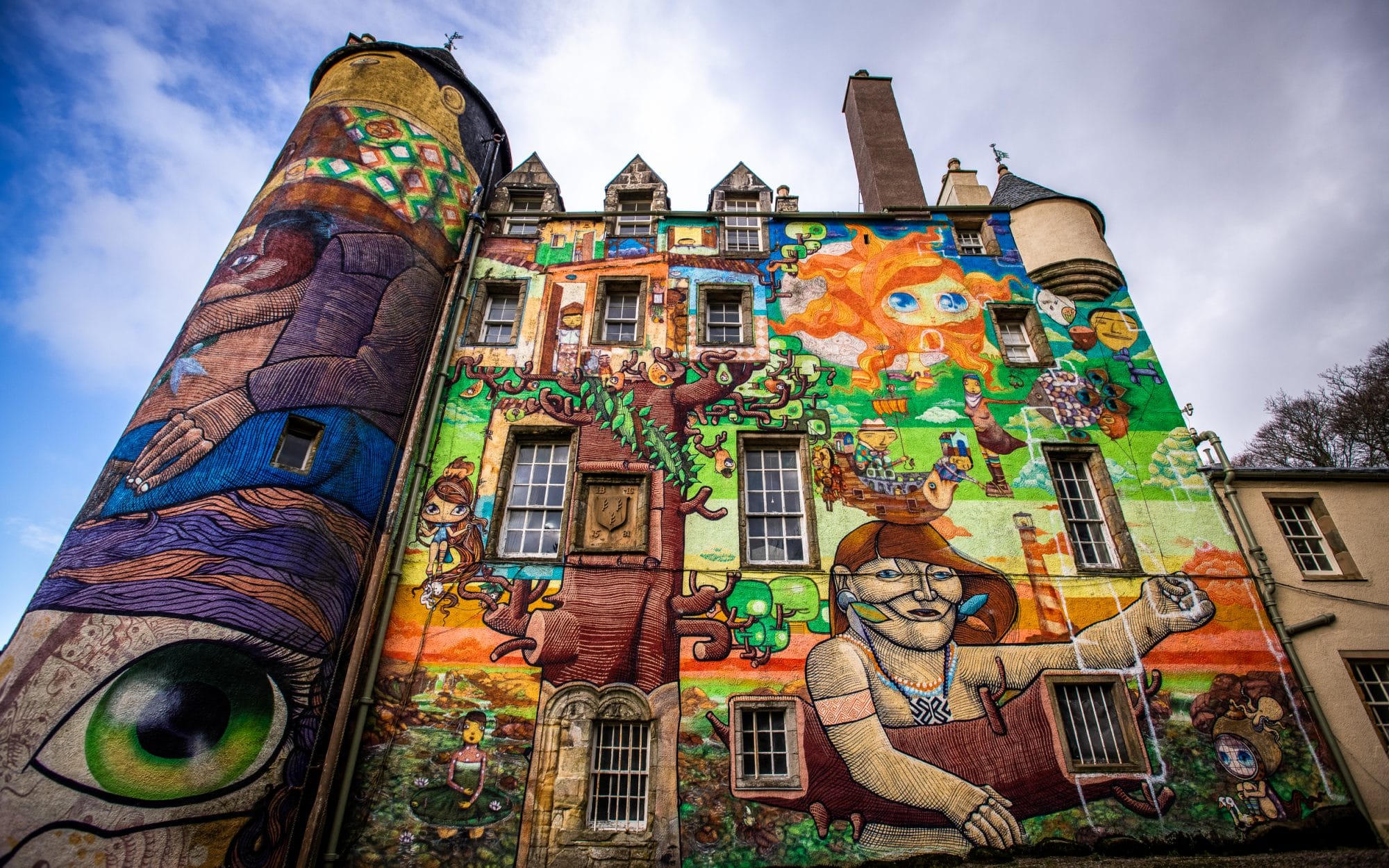 kelburn castle el castillo del grafiti