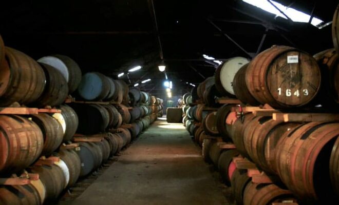 sir_edwards_whisky_making